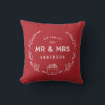 Mr. and Mrs New Zuhause Kissen<br><div class="desc">Herr und Frau neue Zuhause oder neu gezogenes Polster. Handgezeichnete Blumendetails und kleine Hausdetails. Die Hintergrundfarbe kann geändert werden.</div>