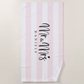Mr and Mrs Newlyweds Personalized Strandtuch (Vorderseite)