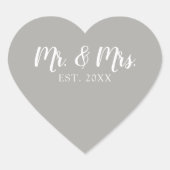 Mr. and Mrs. Script Established Wedding Herz-Aufkleber (Vorderseite)