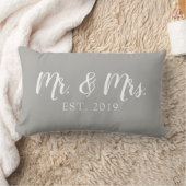 Mr. and Mrs. Script Established Wedding Pillow Lendenkissen (Decke)