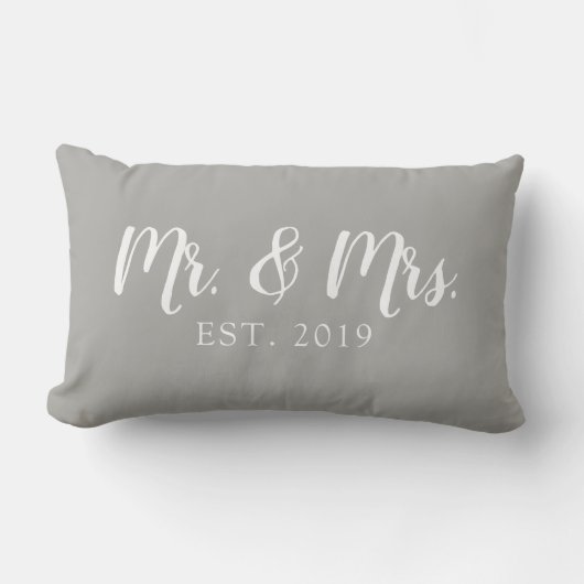 Mr. and Mrs. Script Established Wedding Pillow Lendenkissen (Vorderseite)
