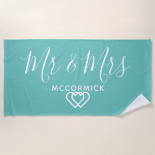 Mr. and Mrs. Script Monogram Name Aquamarin White  Strandtuch