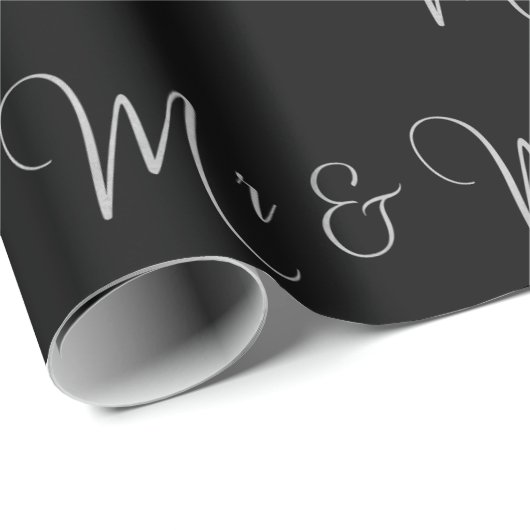 Mr. and Mrs. Script Schwarz-weiß Chic Gift Geschenkpapier (Rolleneckpunkt)