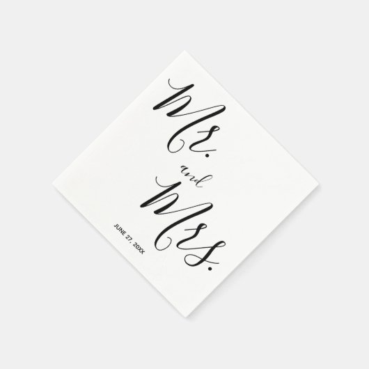 Mr. and Mrs Simple Script Wedding Napkins Serviette (Ecke)