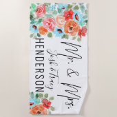 Mr. and Mrs. Wedding Bride and Groom Personalisier Strandtuch (Vorderseite)