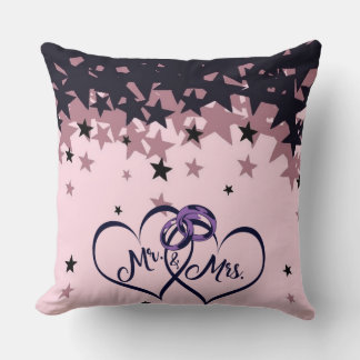 Mr and Mrs Wedding Throw Pillow with Star Backgrou Kissen