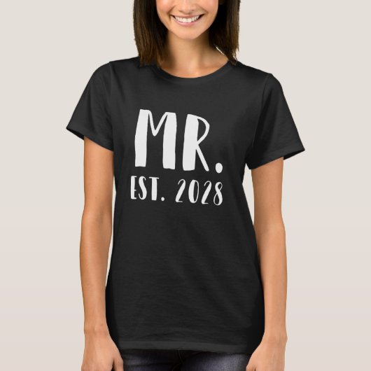 Mr. Est. 2028 Just Married Wedding Mann & Mr. T-Shirt (Vorderseite)