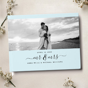 Mr & Mrs. Elegant Script Light Blue Foto Wedding Gästebuch