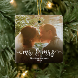 Mr & Mrs. Elegant Script Overlay Doppelseitiges Fo Keramikornament