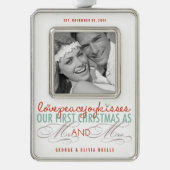 Mr & Mrs. First Christmas Mistletoes Foto Wedding Rahmen-Ornament Silber (Vorderseite)