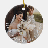 Mr & Mrs. First Christmas Simple Text Circle Foto Keramikornament (Vorne)
