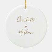 Mr. Mrs. Gold Liebe Heart Script Unsere ersten Wei Keramik Ornament (Hinten)