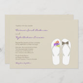 Mr & Mrs Lila Flip Flops Beach Wedding Einladung (Vorne/Hinten)