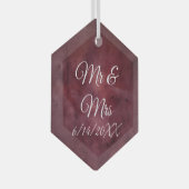 Mr & Mrs. Newlywed or Wedding Gifts Ornament Aus Glas (Vorderseite Rechts)