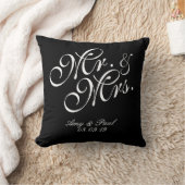 Mr&Mrs. Personalisiert Black Kissen (Decke)