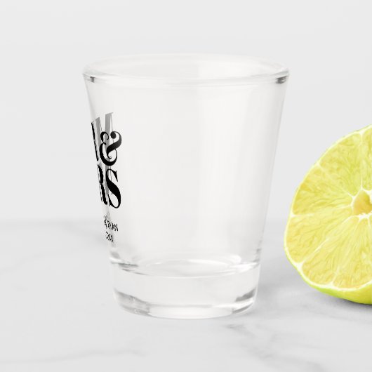 Mr & Mrs Personalisiert Gastgeschenk Hochzeit Shot Schnapsglas (Rechts)