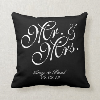 Mr&Mrs.Personalize Black Kissen