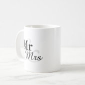 Mr&Mrs Simple Elegant Typografy Gastgeschenk Hochz Kaffeetasse (Vorderseite Links)