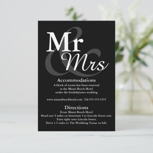 Mr&Mrs Simple Elegant Typografy Wedding Details Einladung (Stehend Vorderseite)