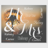 Mr. & Mrs. Summer Scene Personalisierte Namen Geschenkpapier (Flach)