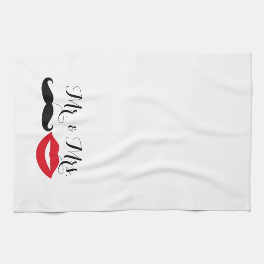 Mr & Mrs To Be Mustache & Lips Party Hostess Geschirrtuch (Horizontal)