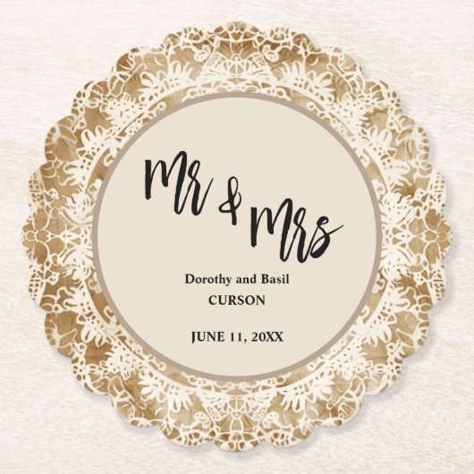 Mr & Mrs. Vintag Lace Doily Wedding Untersetzer (Vorderseite)