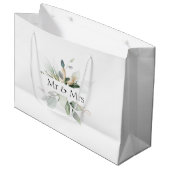 Mr & Mrs Wedding Elegant Greenery Geschenktasche Große Geschenktüte (Vorderseite Schrägansicht)