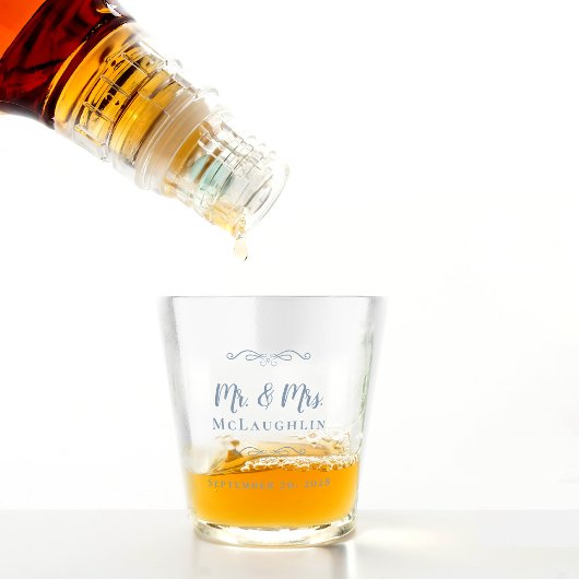 Mr & Mrs Wedding Name Date Mit Monogramm Dusty Blu Schnapsglas