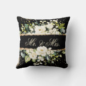 Mr & Mrs White Gold Botanical Floral Black Rustic Kissen (Rückseite)