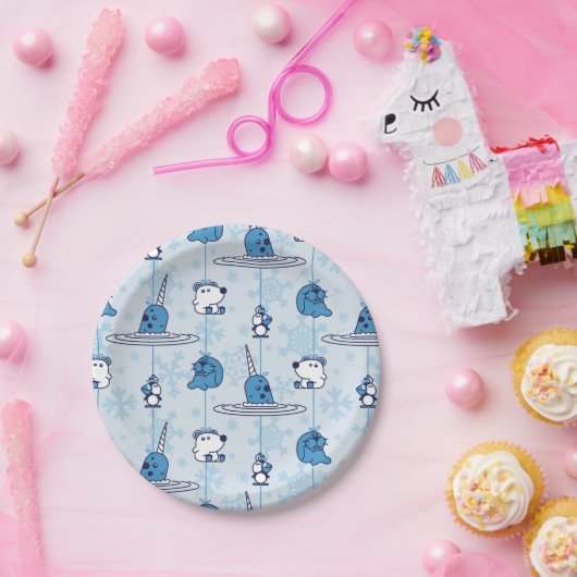 Mr. Narwhal Blue Snowflake Pattern Pappteller (Party)