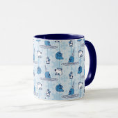 Mr. Narwhal Blue Snowflake Pattern Tasse (VorderseiteRechts)