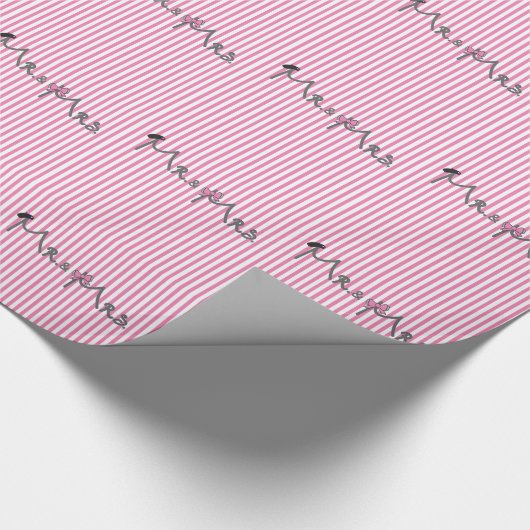 MR und MRS Bräutigam/Braut rosa gestreift modern Geschenkpapier (Ecke)