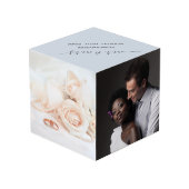 Mr. und Mrs. Custom 4 Wedding Foto Würfel (Rückseite Schrägansicht)