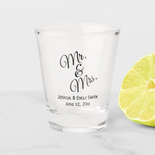 Mr. und Mrs. Personalisiert Wedding Party favorit Schnapsglas