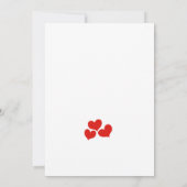 Mr. und Mrs. Red and White Heart Shape Wedding Einladung (Rückseite)