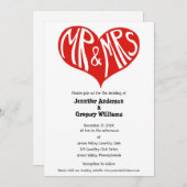 Mr. und Mrs. Red and White Heart Shape Wedding Einladung (Vorne/Hinten)