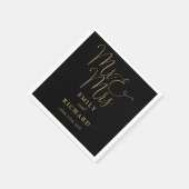Mr. und Mrs. Script elegante Black and Gold Hochze Serviette (Ecke)