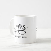 Mrs. Black Modern Script Custom Wedding neu Kaffeetasse (Vorderseite Links)