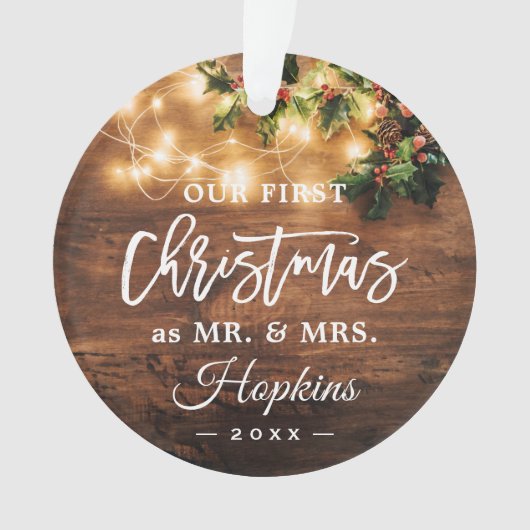 Mrs. First Christmas Rustic String Lights Foto Ornament (Vorderseite)