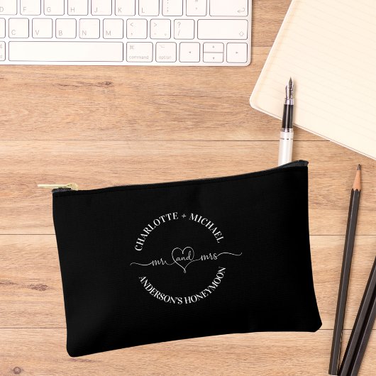 Mrs Flitterwochen Schwarz-weiße Jungvermählte Zubehörtasche