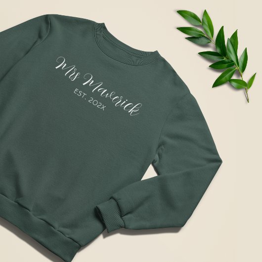 Mrs. Last Name Custom Bride Wifey zu Future Mrs. Sweatshirt