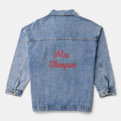 Mrs. Name rote Schrift Jeansjacke (Rückseite)