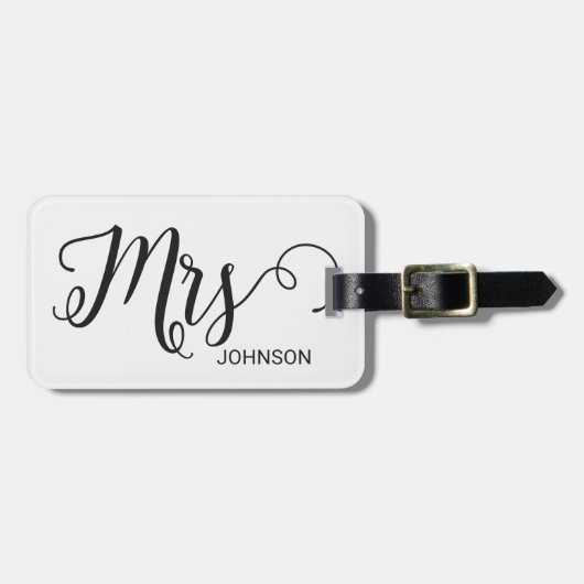 Mrs Personalized Elegant Script Bride Name White Gepäckanhänger (Vorderseite horizontal)