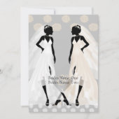 Mrs. und Mrs. Elegant Wedding Dress and Blume Einladung (Vorderseite)