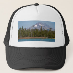 Mt-Junggeselle Oregon von wenigem Lava See Truckerkappe