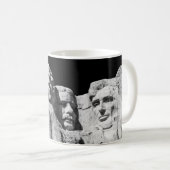 MT. RUSHMORE BEI TAGESLICHT KAFFEETASSE (VorderseiteRechts)