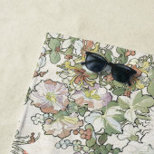 Mucha Kunst Nouveau GeißblattHollyhock mit Blumen Strandtuch (Beispiel)