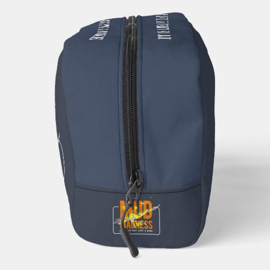 Mud Madness | Waschbeutel (Rechts)