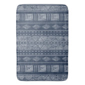 Mudcloth Style Navy Blue und White Tribal Muster Badematte (Vorderseite Vertikal)