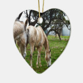 Muddy White Horses, Keramikornament (Links)